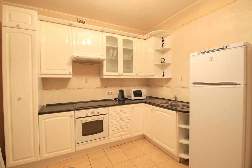 Apartment Poznyaky-Bazhana キエフ エクステリア 写真